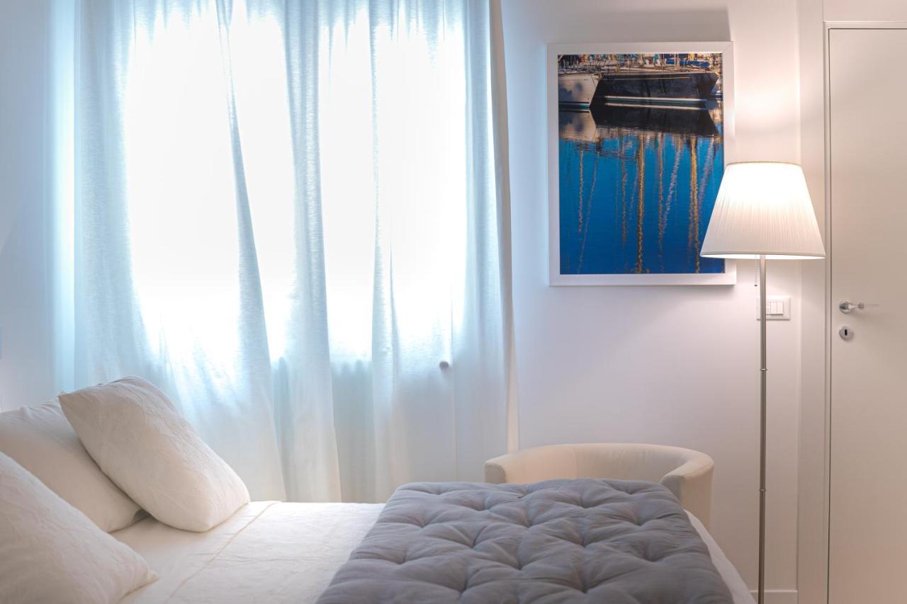 La Home42 Suite Palermo Exteriör bild