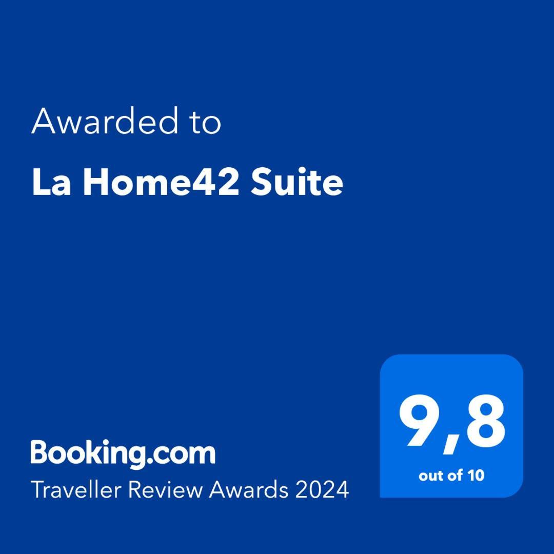 La Home42 Suite Palermo Exteriör bild