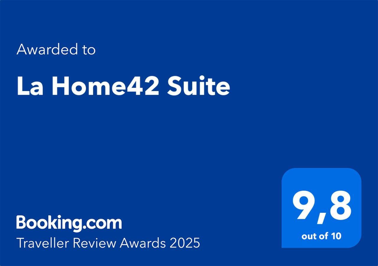 La Home42 Suite Palermo Exteriör bild